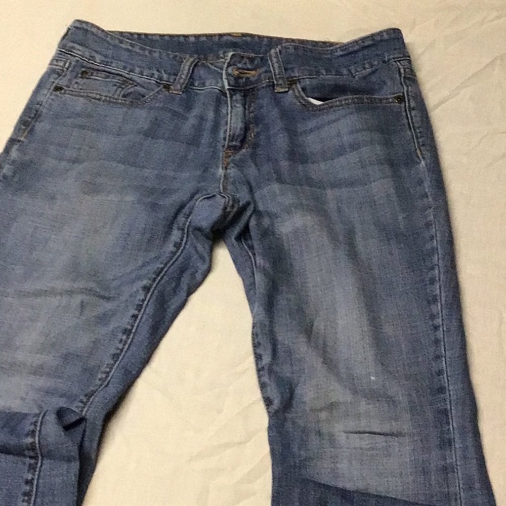 GAP Women's Classic Blue Straight Leg Jeans